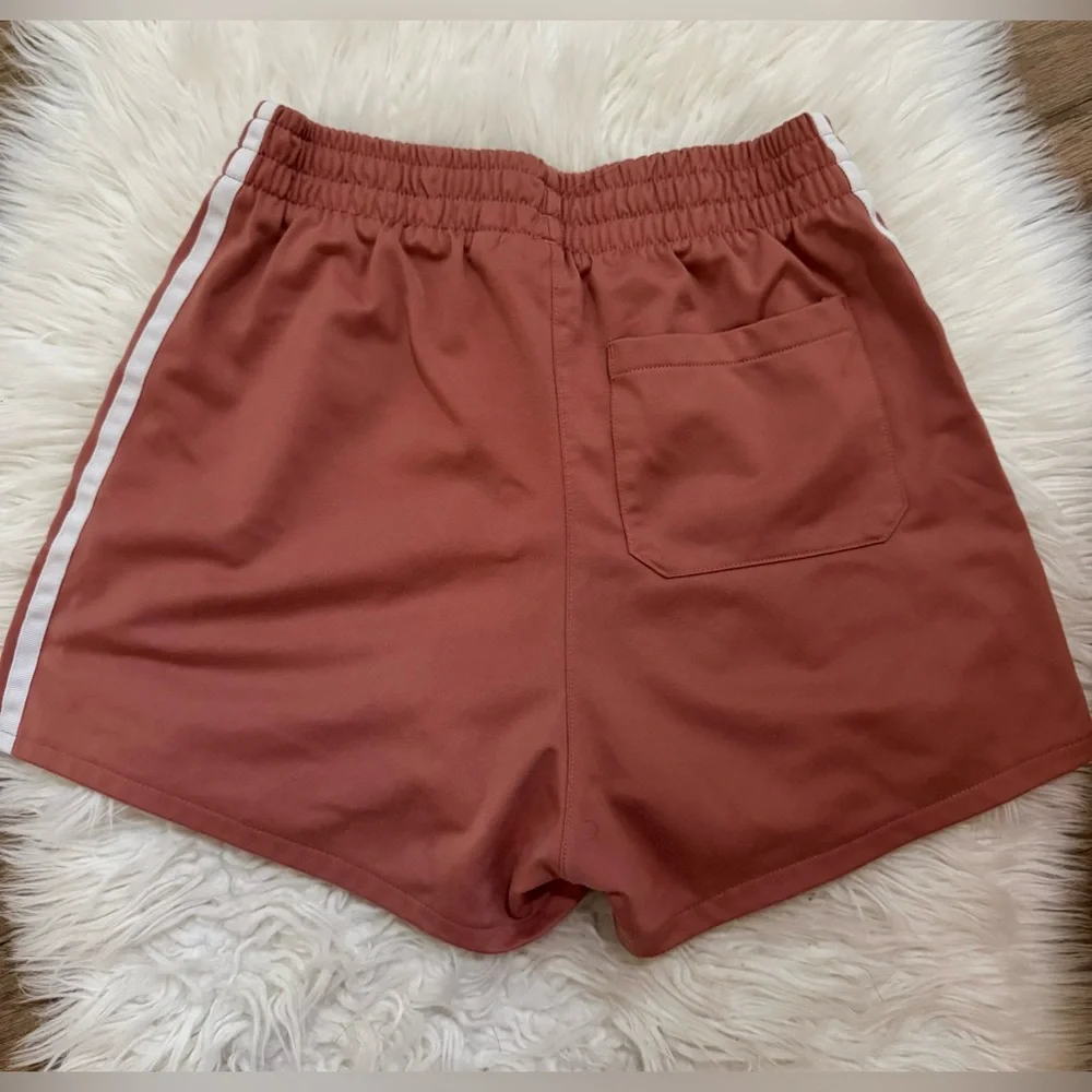 Adidas Pink 3 Stripe Athletic Shorts Trefoil Logo XS
